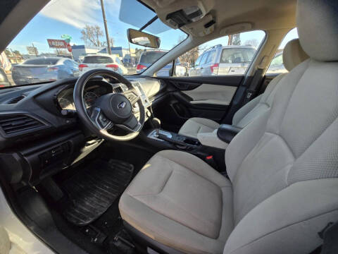 2017 Subaru Impreza 2.0i