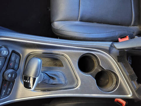 2016 Dodge Challenger SXT Plus