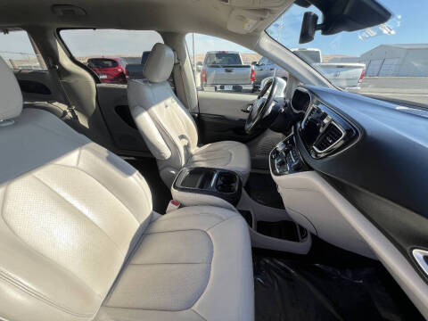 2020 Chrysler Pacifica Touring L