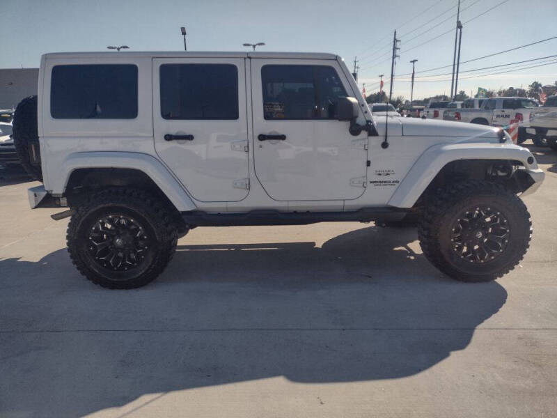 2016 Jeep Wrangler Unlimited Sahara