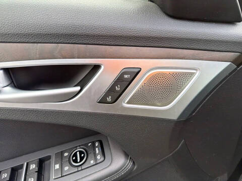 2018 Genesis G80