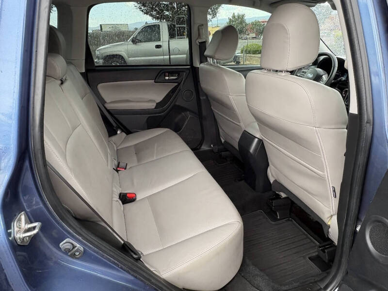2015 Subaru Forester 2.5i Touring