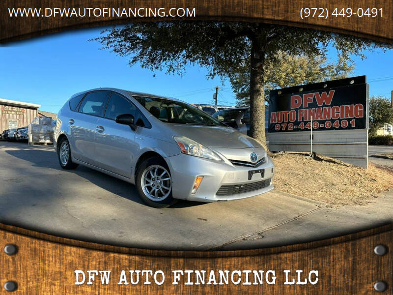 2014 Toyota Prius v for sale at DFW AUTO FINANCING LLC in Dallas TX