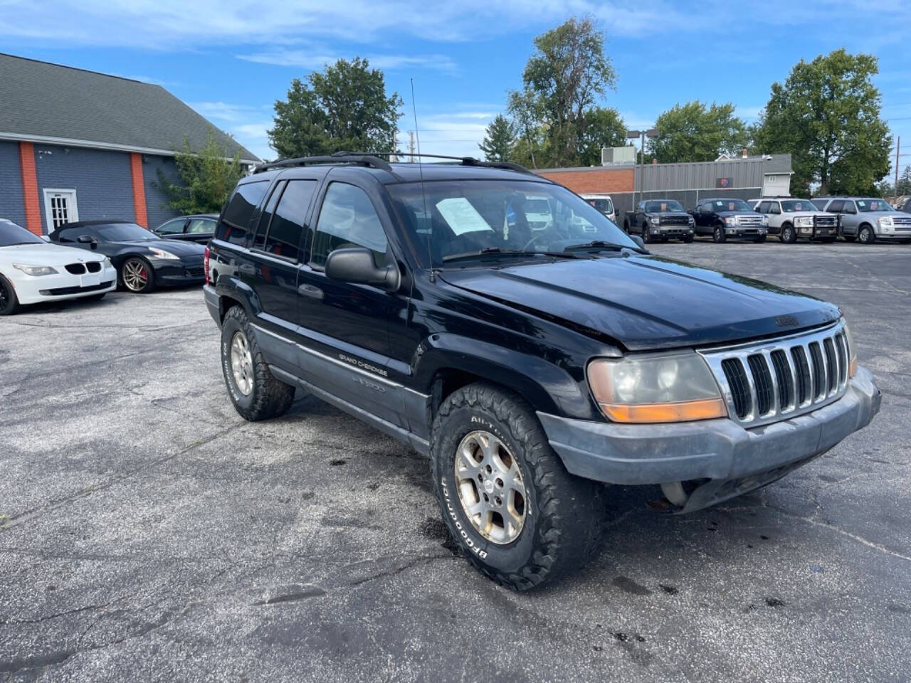 2000 Jeep Grand Cherokee for sale at AVS AUTO GROUP LLC in CLEVELAND, OH