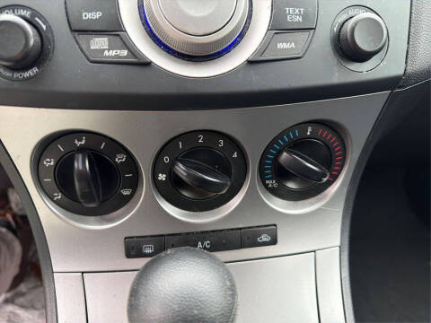 2011 Mazda MAZDA3 i Touring