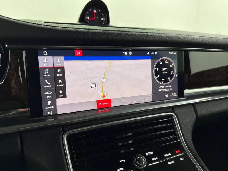 2018 Porsche Panamera 4S