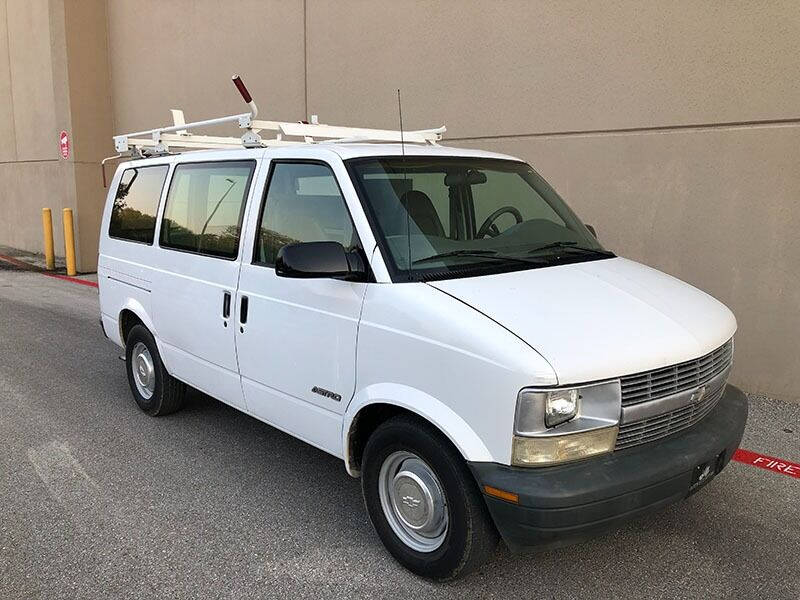 1998 Chevrolet Astro Cargo for sale at Austin Elite Motors in Austin TX