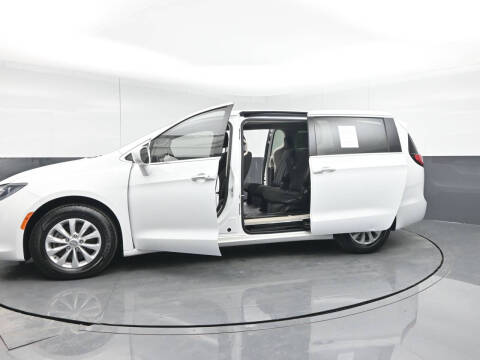 2018 Chrysler Pacifica Touring Plus
