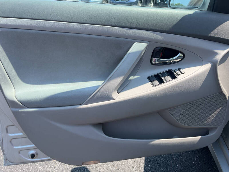 2007 Toyota Camry LE