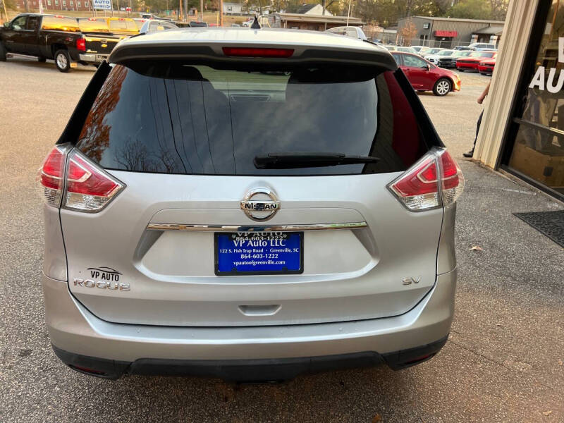 2016 Nissan Rogue SV