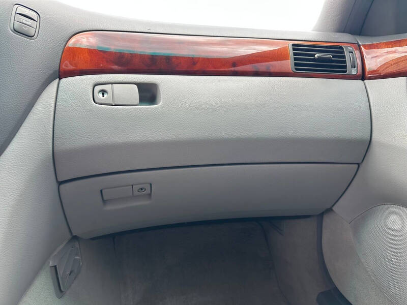 2003 Lexus LS 430