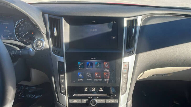 2023 Infiniti Q50 Luxe