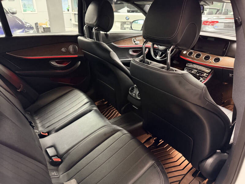 2017 Mercedes-Benz E-Class E 300 4MATIC