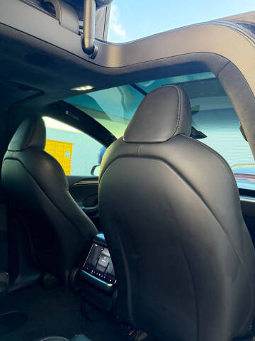 2024 Tesla Model X Plaid