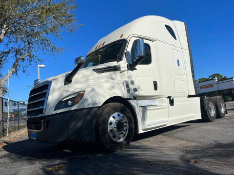 2018 Freightliner Cascadia for sale at The Auto Market Sales & Services Inc. in Orlando FL