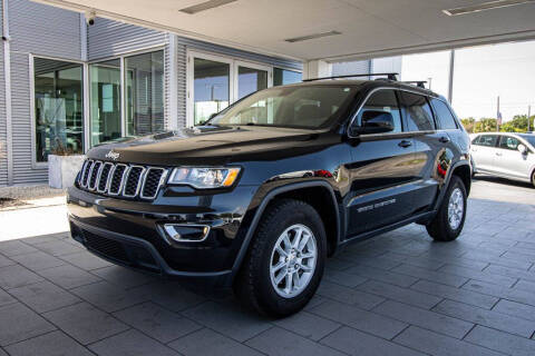2020 Jeep Grand Cherokee Laredo E