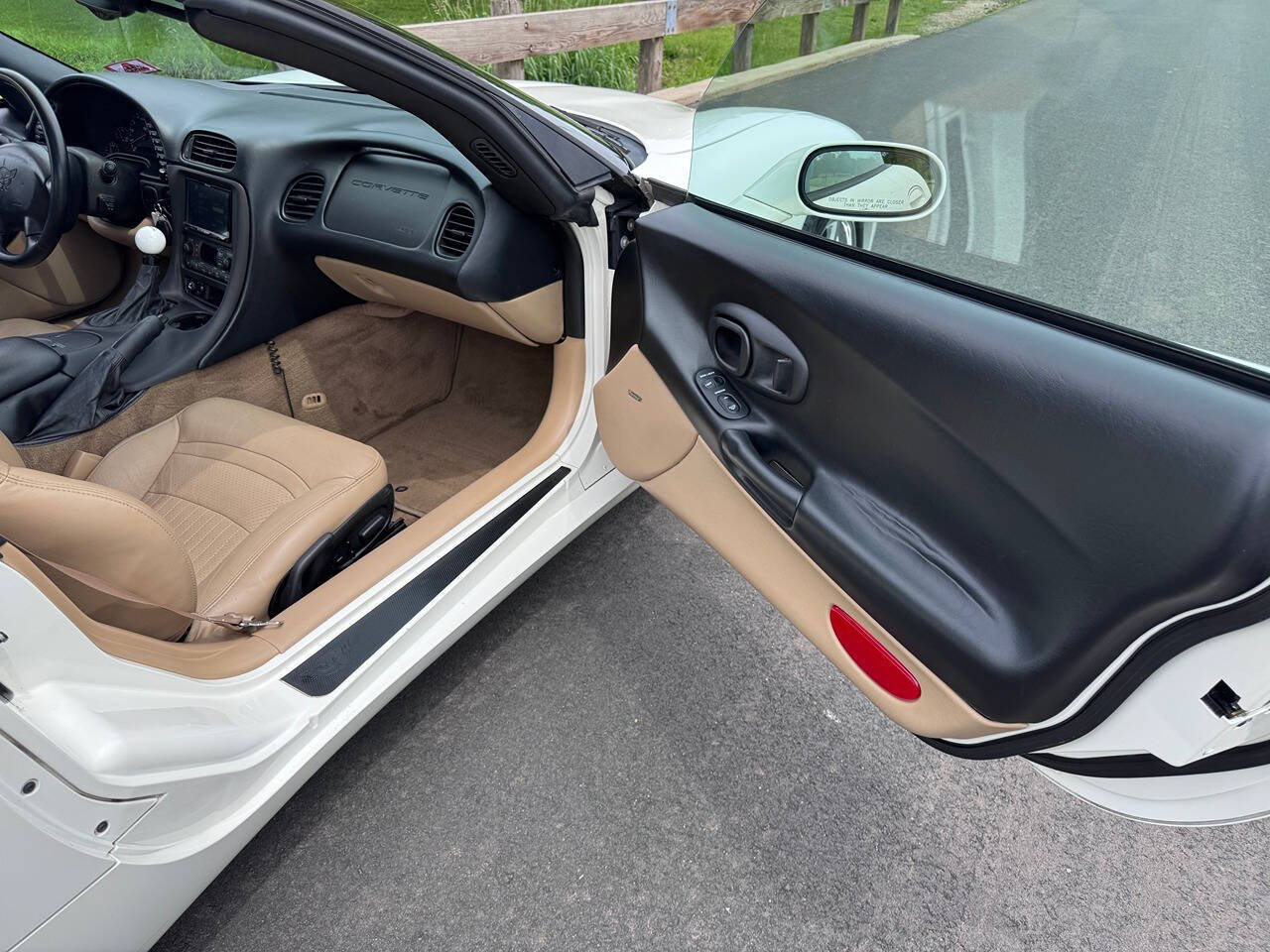 2001 Chevrolet Corvette 31