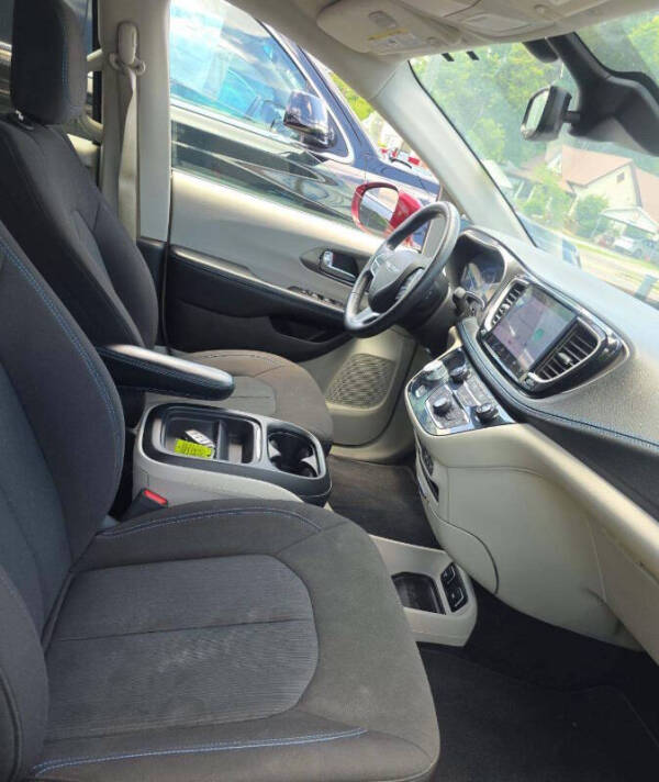 2021 Chrysler Pacifica Touring