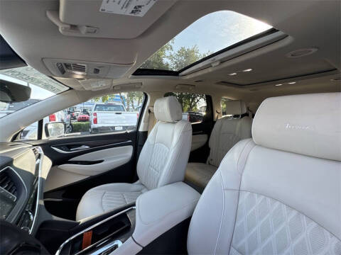 2022 Buick Enclave Avenir