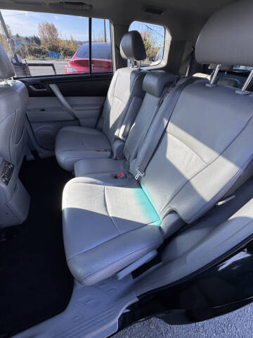 2012 Toyota Highlander SE