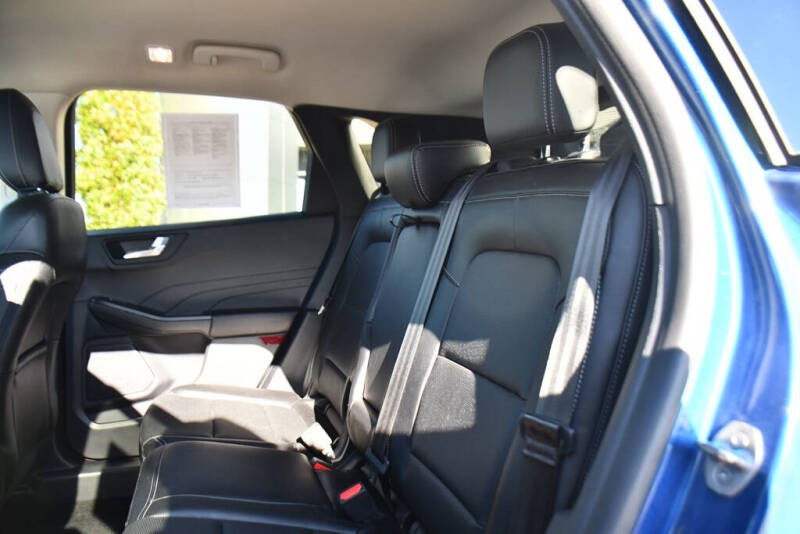 2022 Ford Escape SEL