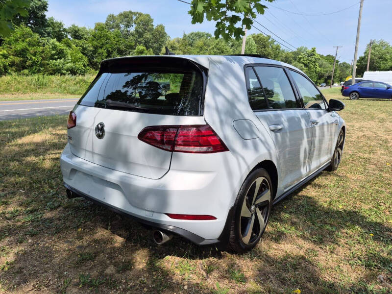 2020 Volkswagen Golf GTI SE