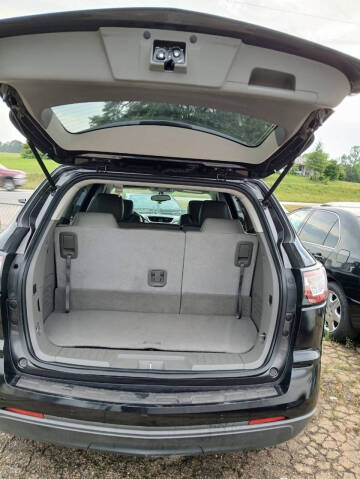 2017 Chevrolet Traverse LT