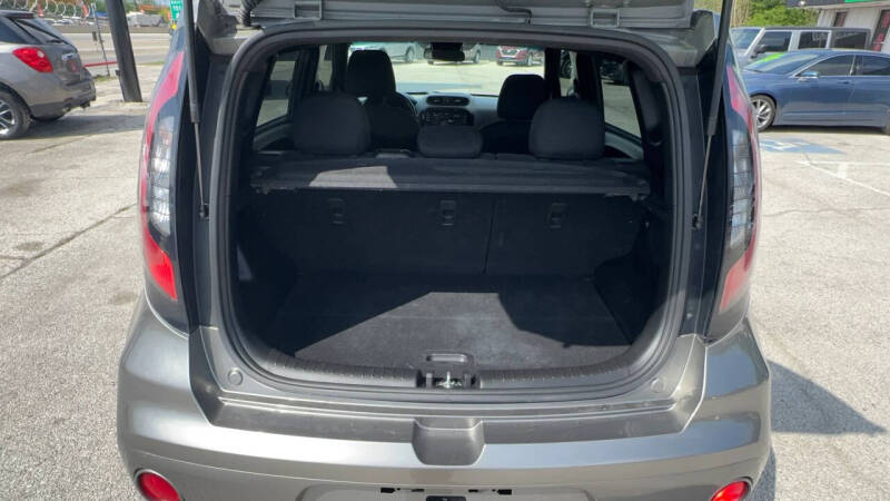 2019 Kia Soul +