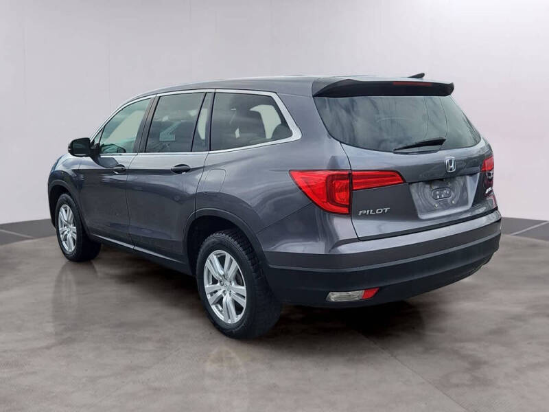 2016 Honda Pilot LX