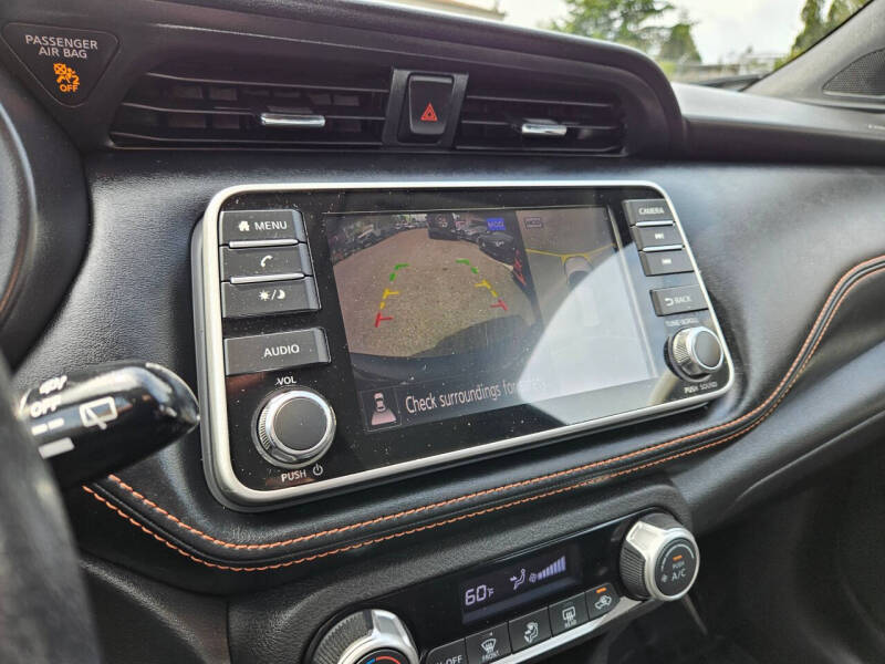 2018 Nissan Kicks SR