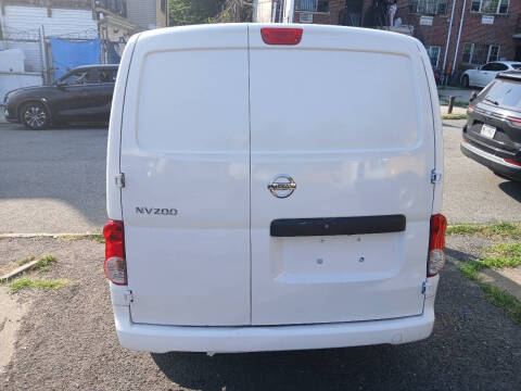 2018 Nissan NV200