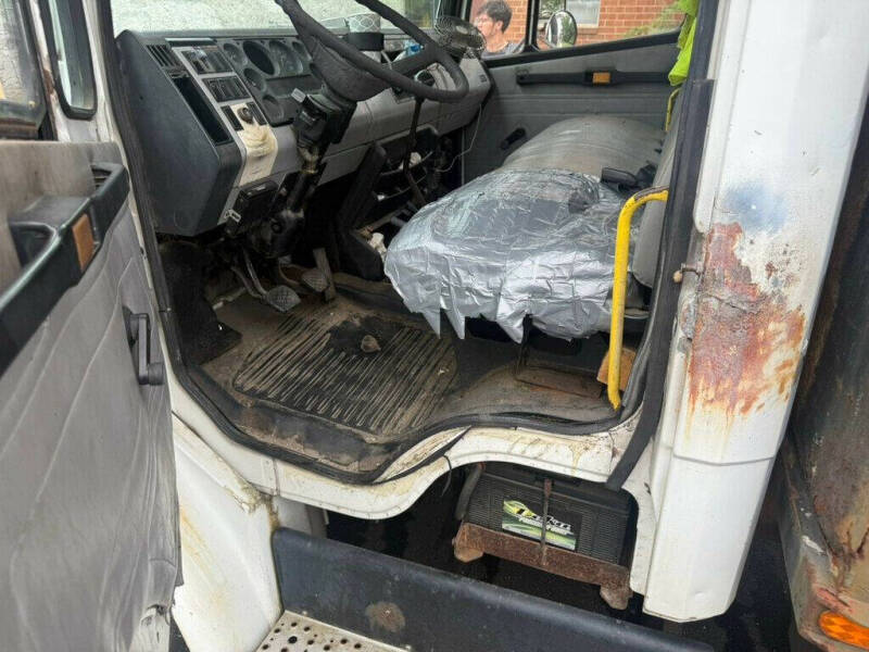 1998 Freightliner FL60