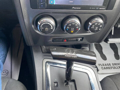 2012 Dodge Challenger SXT