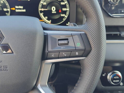 2025 Mitsubishi Outlander PHEV SEL Black Edition