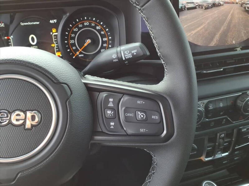 2026 Jeep Gladiator Sahara