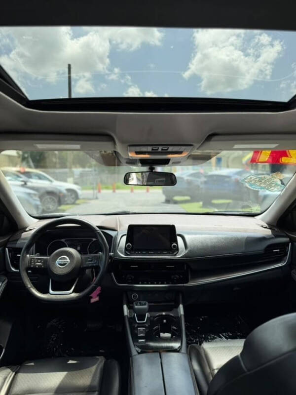 2021 Nissan Rogue SV
