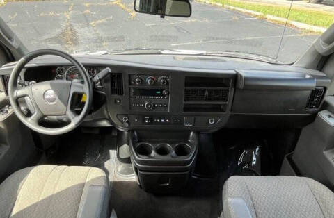 2025 GMC Savana LT 3500