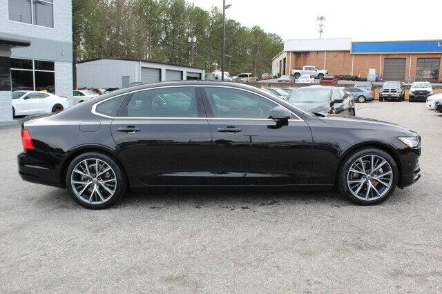 2018 Volvo S90 T5 Momentum