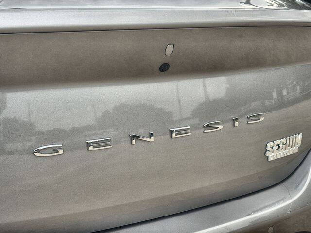 2023 Genesis G70
