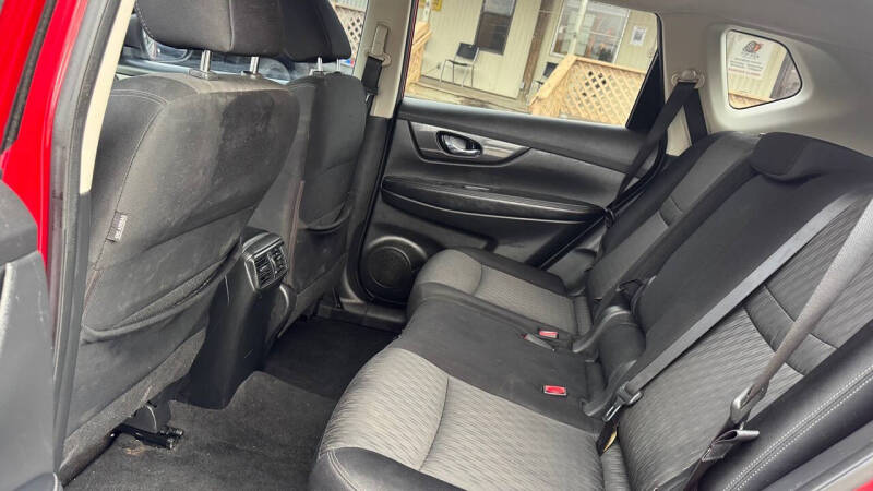 2017 Nissan Rogue SV