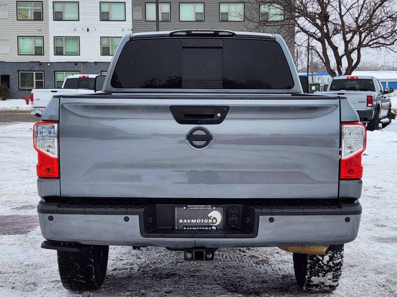 2018 Nissan Titan XD SL