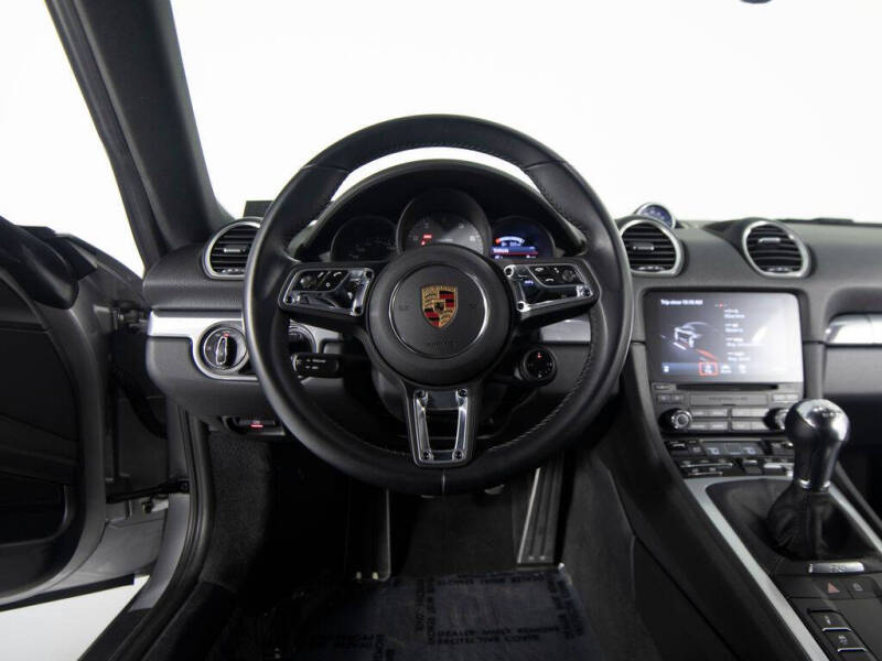2024 Porsche 718 Cayman S