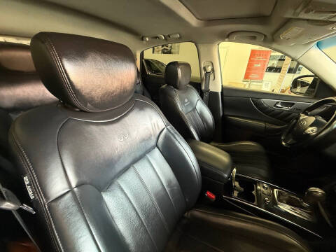 2012 Infiniti FX35