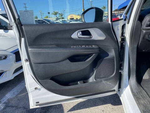 2023 Chrysler Pacifica Touring