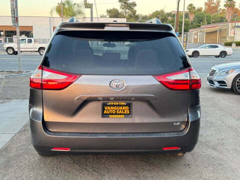 2017 Toyota Sienna