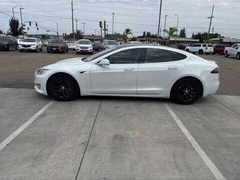 2020 Tesla Model S Performance