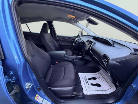 2022 Toyota Prius LE AWD-e