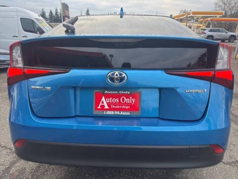 2022 Toyota Prius LE
