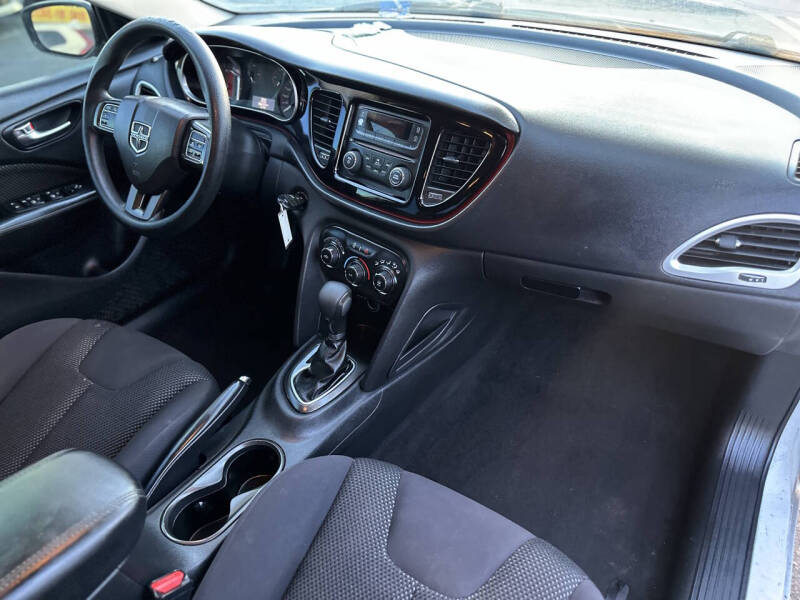 2016 Dodge Dart SE