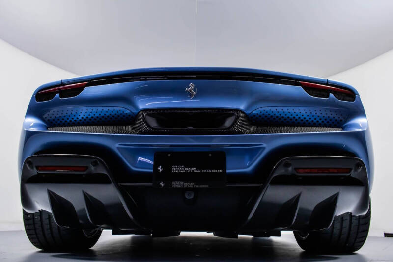 2024 Ferrari 296 GTS